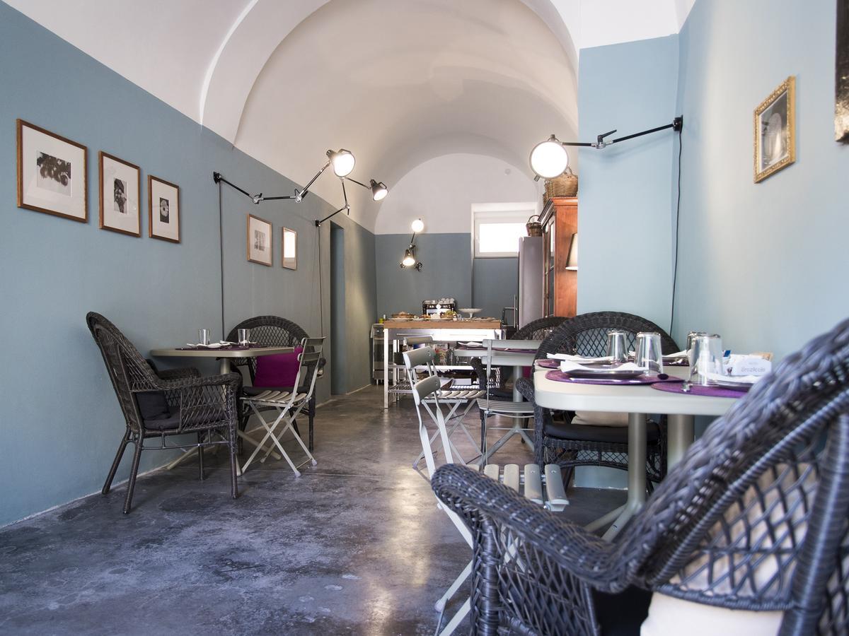 Hotel Palazzo Melfi Comiso Esterno foto