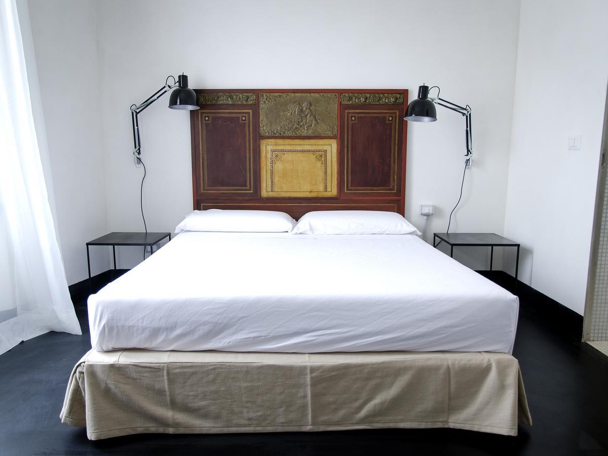 Hotel Palazzo Melfi Comiso Esterno foto