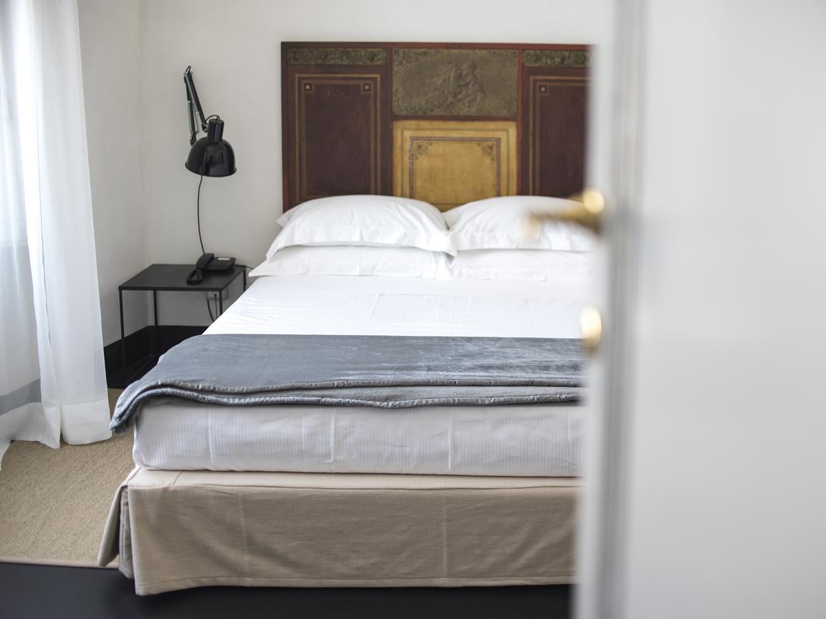 Hotel Palazzo Melfi Comiso Esterno foto
